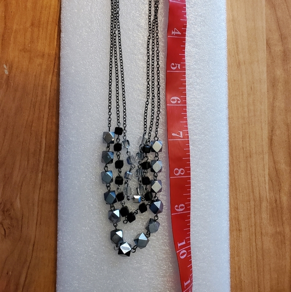 Triple-Strand Necklace & Earring Set Silver Black - Picture 4 of 5